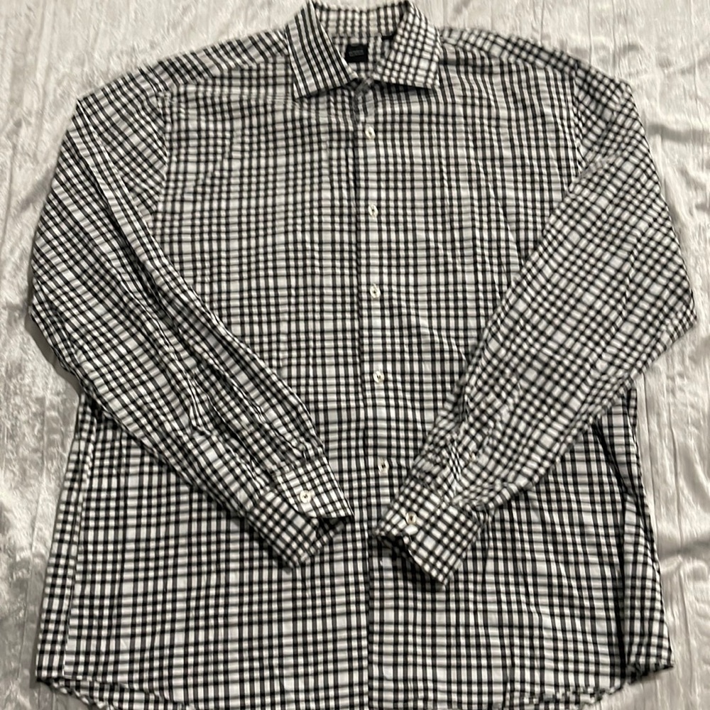 Saks Black shirt XL